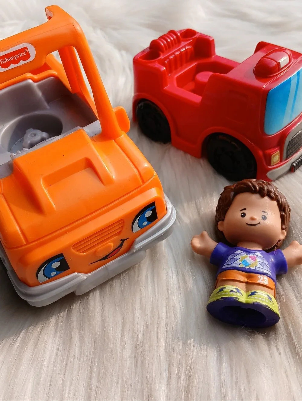 Fisher-Price Little People Help A Friend Pick Up Truck Orange Sports Boy Toy Lot